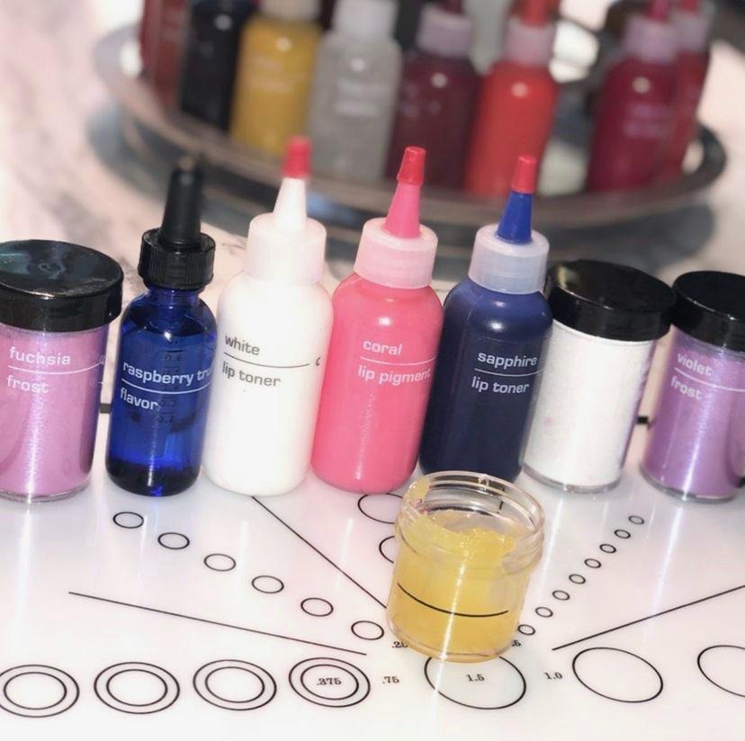 Live Custom Lipstick